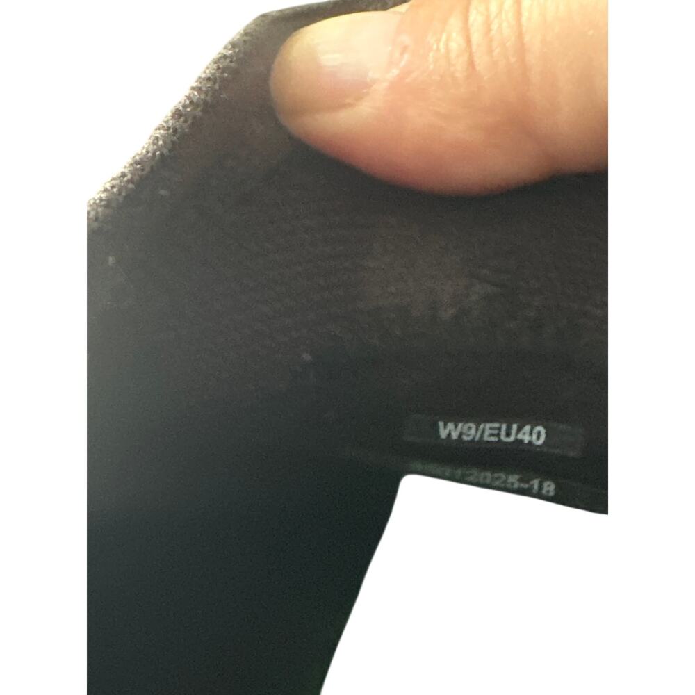 OOFOS OOmega Londoner Leather women's boots in black N 9 - Picture 6 of 7
